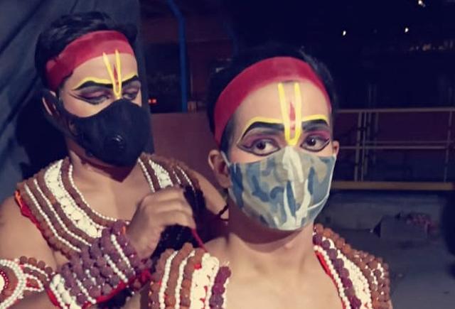Masks are a must for actors performing in Ramlilas this year, and it’s another challenge for them to deliver dialogues while wearing a face mask. Masks are a must for actors performing in Ramlilas this year, and it’s another challenge for them to deliver dialogues while wearing a face mask.