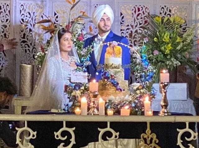 Neha Kakkar and Rohanpreet Singh at the reception. Neha Kakkar and Rohanpreet Singh at the reception.