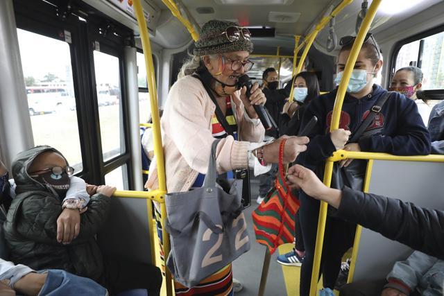 Marlene Alfonso, a 69-year-old Venezuelan grandmother who goes by “Toothless Cindy,” accepts coins from commuters. (AP) Marlene Alfonso, a 69-year-old Venezuelan grandmother who goes by “Toothless Cindy,” accepts coins from commuters. (AP)