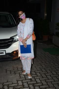 Sara Ali Khan (Varinder Chawla) Sara Ali Khan (Varinder Chawla)