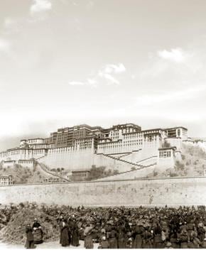 On 12th March 1959, a spontaneous gathering of 15,000 women from all regions of Tibet flocked to an area below Potala palace in a remarkable act of bravery. 12 March is now known as Women’s Uprising Day. The leaders were later either imprisoned or executed. (Tibet Images collection of Jane Moore) On 12th March 1959, a spontaneous gathering of 15,000 women from all regions of Tibet flocked to an area below Potala palace in a remarkable act of bravery. 12 March is now known as Women’s Uprising Day. The leaders were later either imprisoned or executed. (Tibet Images collection of Jane Moore)