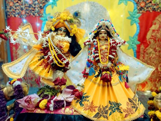 Iskcon 2025 deity dresses