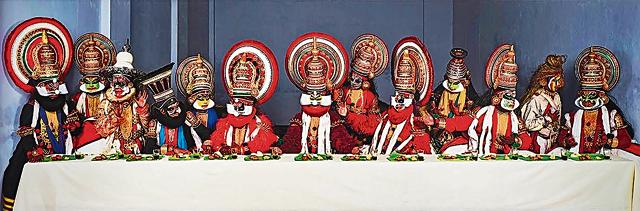 Last Supper, Vivek Vilasini, after 2000, K3 ink on archival canvas, MAP. (Image courtesy of the Museum of Art & Photography (MAP), Bengaluru) Last Supper, Vivek Vilasini, after 2000, K3 ink on archival canvas, MAP. (Image courtesy of the Museum of Art & Photography (MAP), Bengaluru)