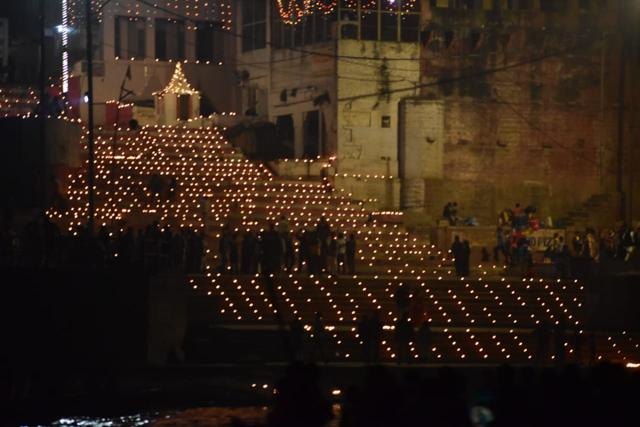 Dev Deepavali in Varanasi (Rajesh Kumar/HT)