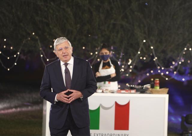 H.E. Vincenzo De Luca, Ambassador of Italy in India was one of the judges of the competition H.E. Vincenzo De Luca, Ambassador of Italy in India was one of the judges of the competition