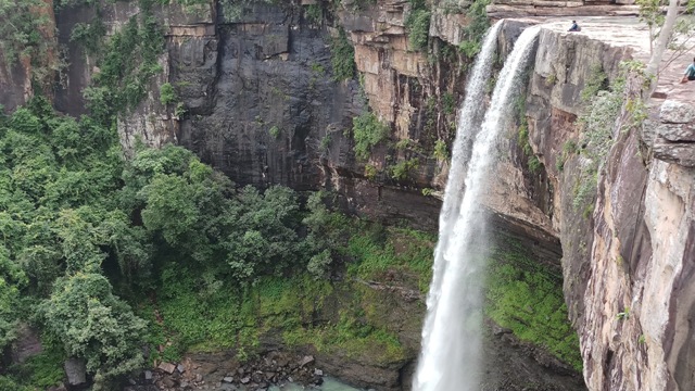 Waterfall in Udanti-Sitanadi Tiger Reserve, Chhattisgarh (M Suraj, Conservation Hero grant) (The Habitats Trust) Waterfall in Udanti-Sitanadi Tiger Reserve, Chhattisgarh (M Suraj, Conservation Hero grant) (The Habitats Trust)