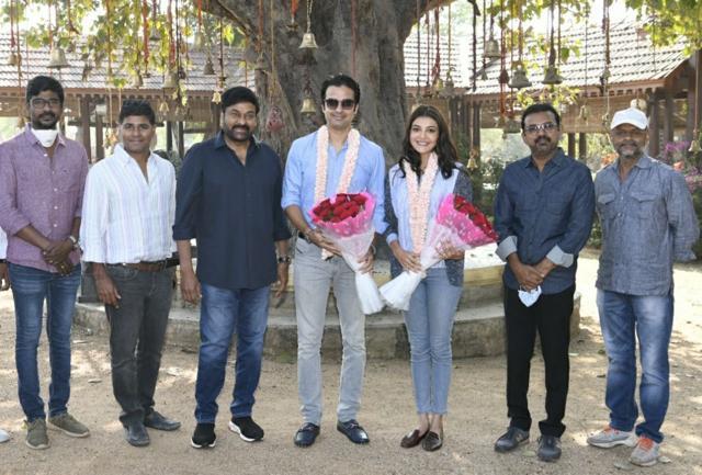 Kajal and Gautam with Chiranjeevi and rest of the team. Kajal and Gautam with Chiranjeevi and rest of the team.