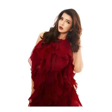 Lakshmi Manchu wishes to travel and leave behind fears. (Photo: Instagram/lakshmimanchu) Lakshmi Manchu wishes to travel and leave behind fears. (Photo: Instagram/lakshmimanchu)