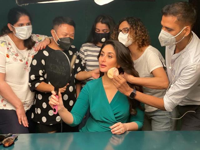 Kareena Kapoor on the sets of a commercial. Kareena Kapoor on the sets of a commercial.