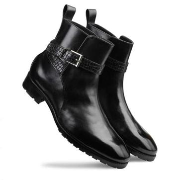 Handcrafted leather boots by Escaro Royale are versatile and in vogue Handcrafted leather boots by Escaro Royale are versatile and in vogue
