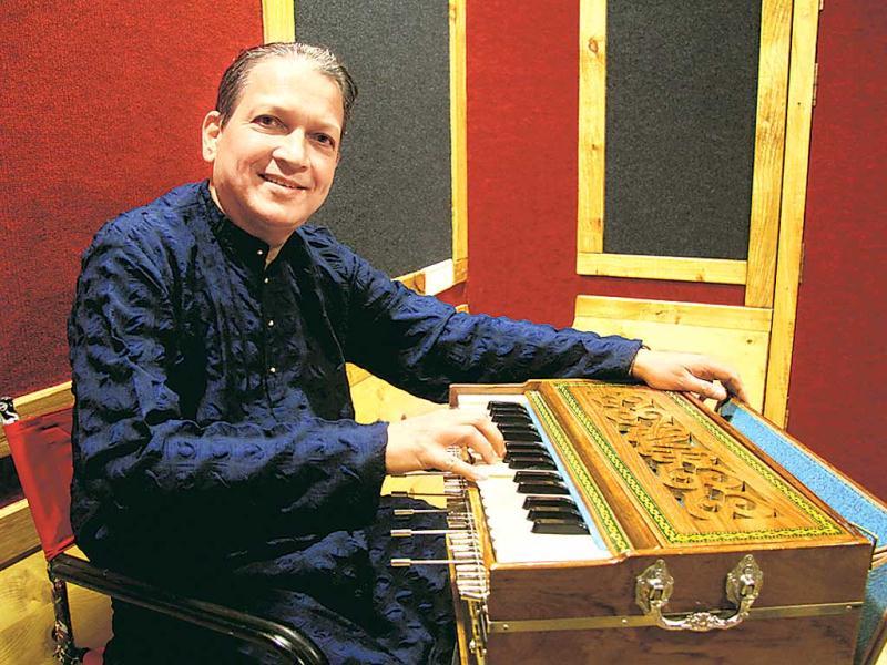 Harmonium shruti online