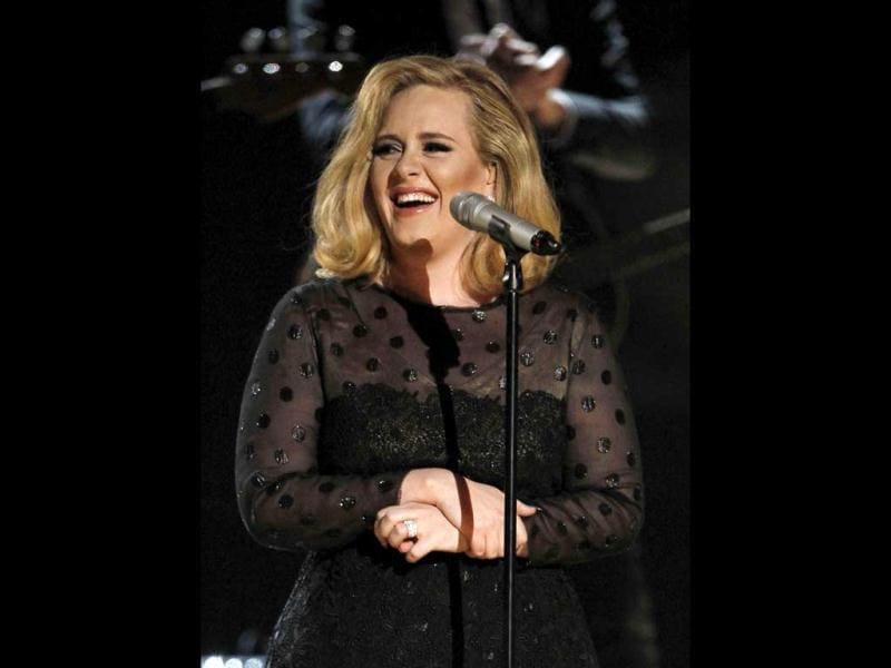 Adele to Perform at Grammys, 5 Months After Throat Surgery