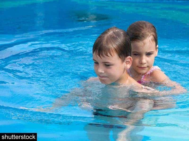 How to make your kid comfortable while swimming | Latest News India -  Hindustan Times
