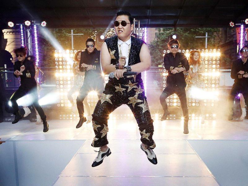 Psy S Gangnam Style Reaches 1 Bn Views Hindustan Times - gangnam style parody roblox id