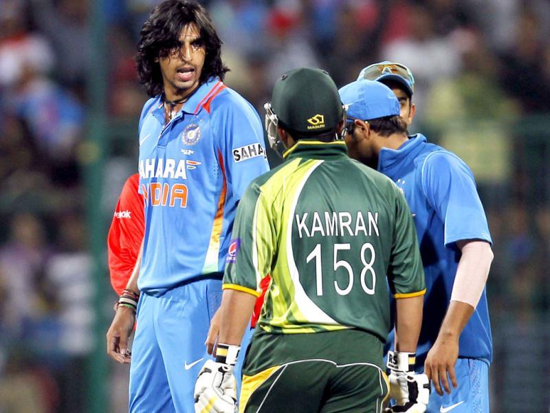 Kamran Akmal and Ishant Sharma sort out differences: report | Latest News India - Hindustan Times