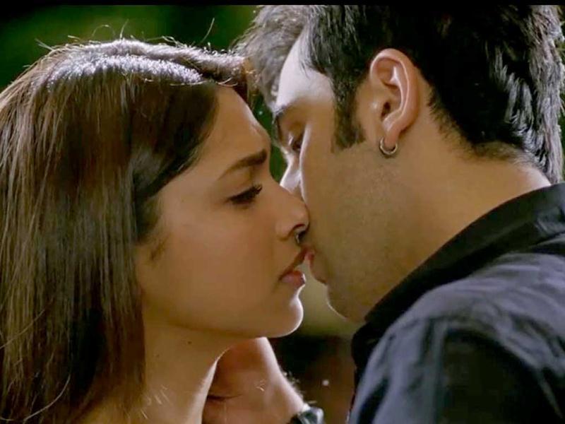 Ranbir Kapoor Wants To Reunite With Deepika For Yeh Jawaani Hai Deewani  Sequel; Shares Storyline