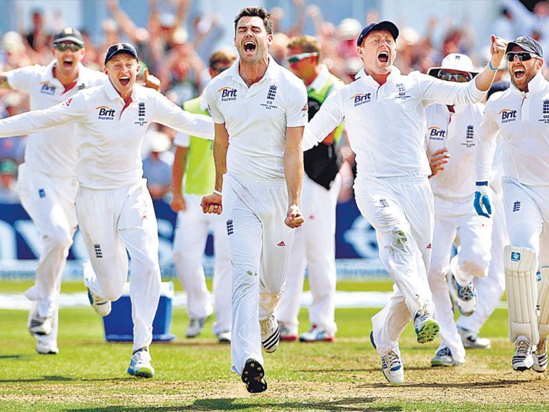 James Anderson 'best bowler in the world' Wasim Akram Crickit