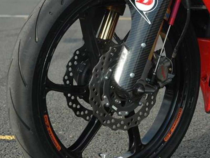 Mahindra Racing Moto3 bike review, test ride Mahindra Racing Moto3 bike review, test ride