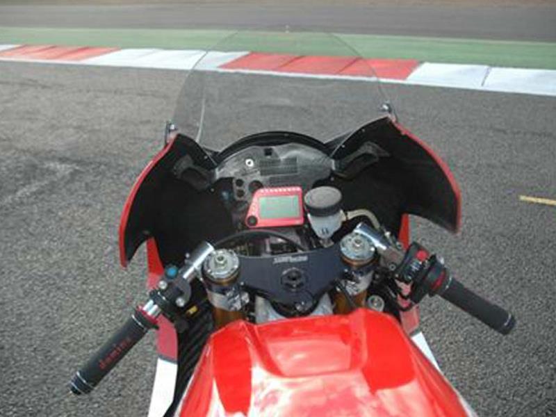 Mahindra Racing Moto3 bike review, test ride Mahindra Racing Moto3 bike review, test ride