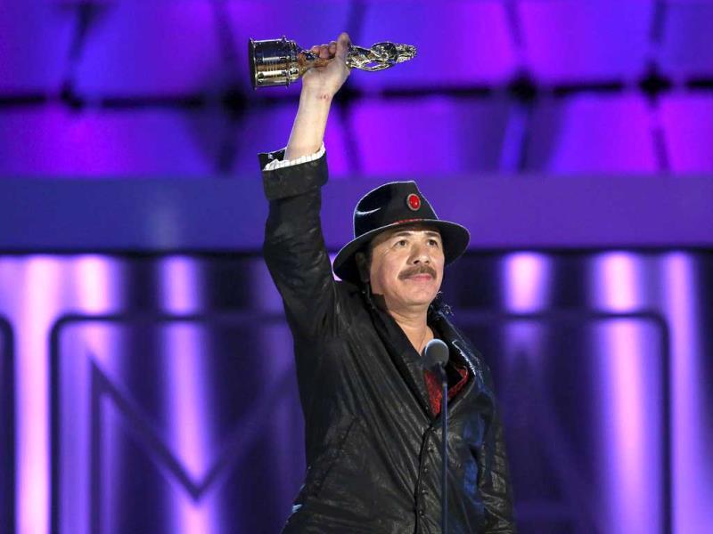 Carlos Santana reunites with now homeless ex band mate Hindustan Times