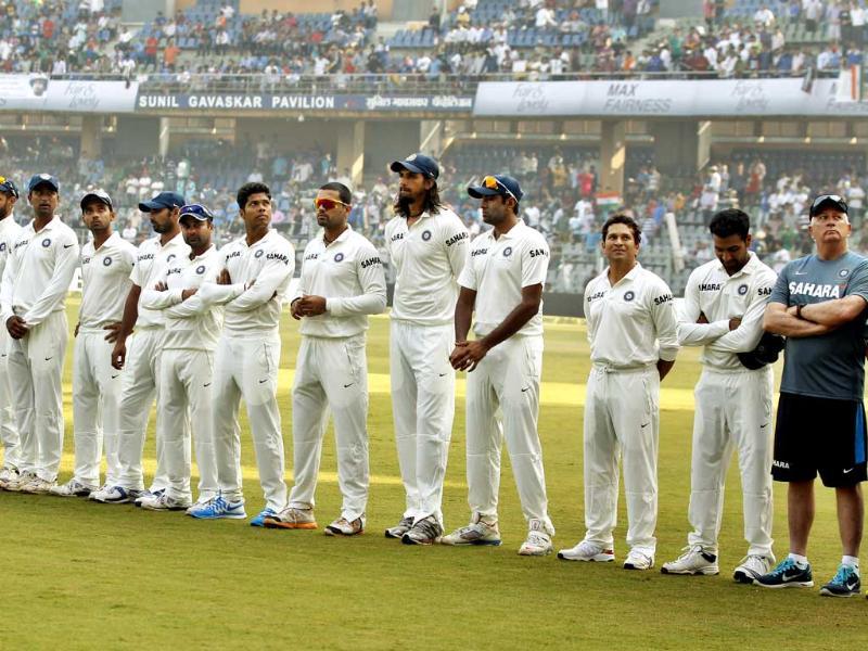 Tendulkar uses special tricolour bat in final Test Crickit