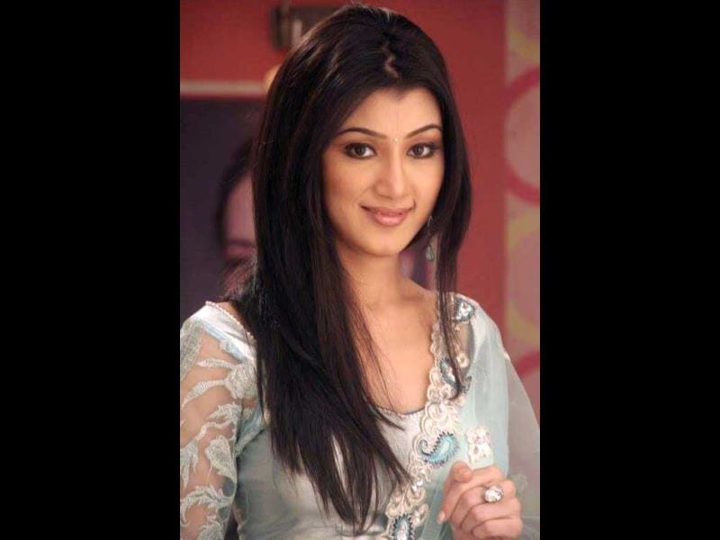 Revolver Rani: Nikunj claims her role chopped off, blames Kanagana ...