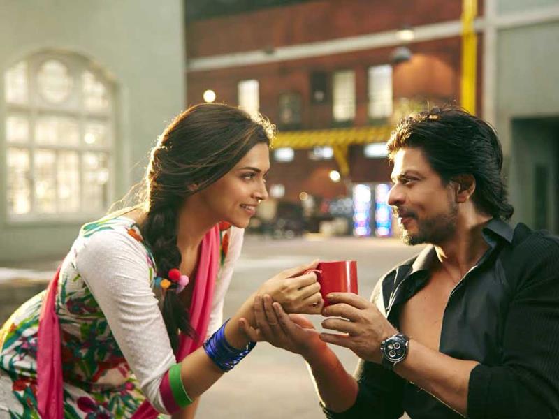 Shah Rukh Khan makes me feel special: Deepika Padukone