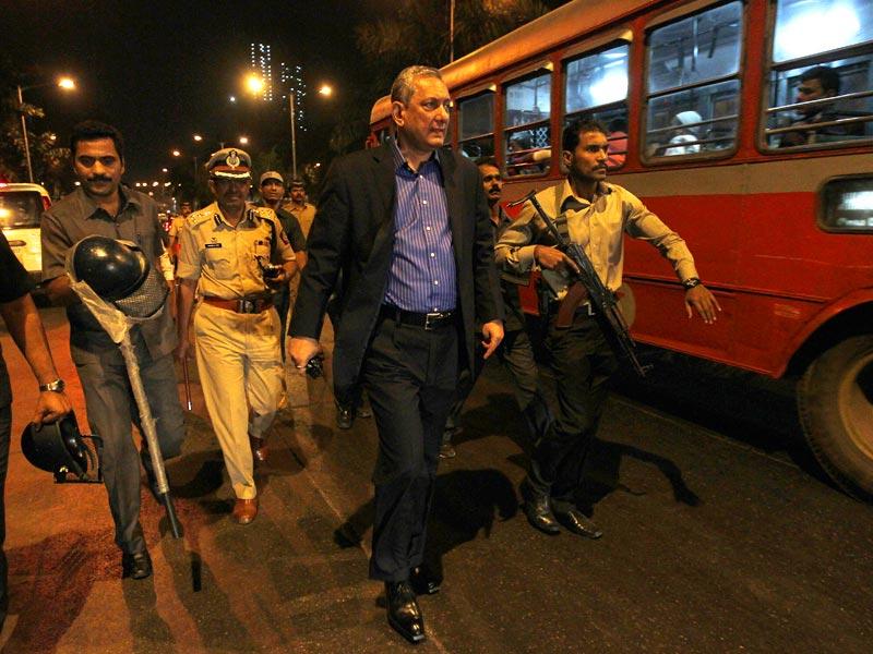 Rakesh Maria to stay Mumbai police commissioner till September Mumbai
