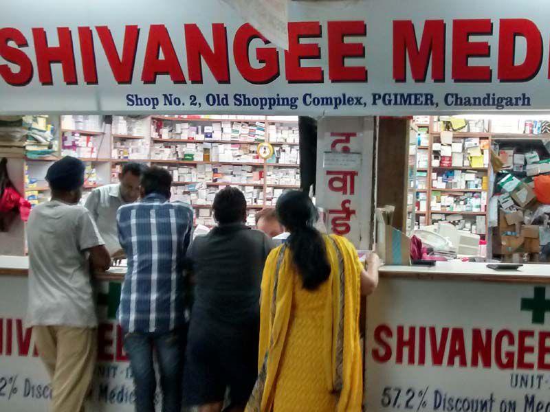 Non-medical items may soon disappear from chemist shops | Latest News India - Hindustan Times