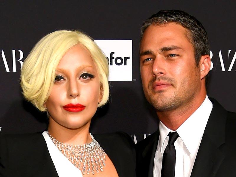 lady gaga and taylor kinney engaged ring