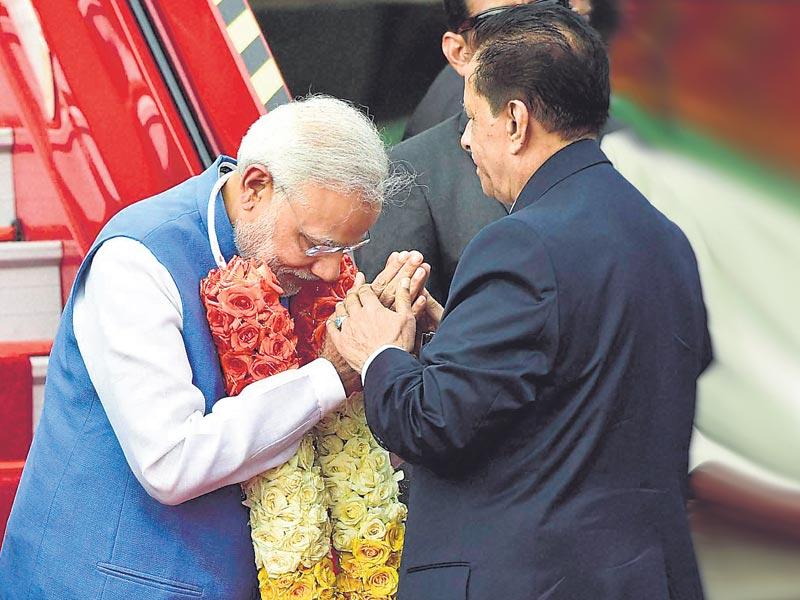 Making waves in Indian Ocean: Modi building bridges to island ...