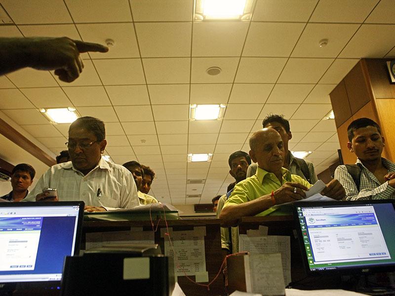 Cbdt To Come Up With Single Window Database For Taxpayers Hindustan Times Anita kapoor shows how recycled capsules are turned into compost for farming.