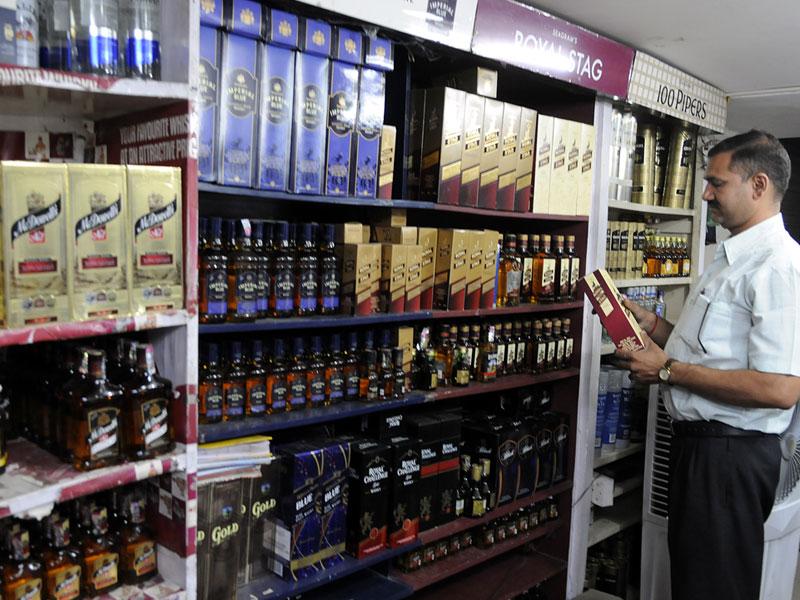 Maharashtra Govt Considering Allowing 12 Liquor Bottles At Home Hindustan Times Flexible goa to mumbai flight schedule reasonable fares and high frequency of flights are the key factors compelling travellers to choose airways as the preferred mode of travel. 12 liquor bottles