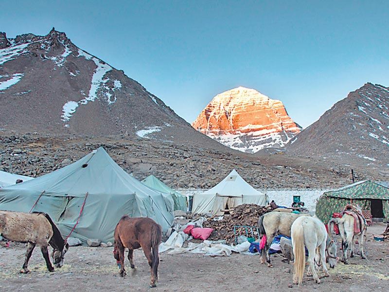 Manimahesh Kailash Peak Himalayas Mountain Range Stock Photo 1499620307 |  Shutterstock