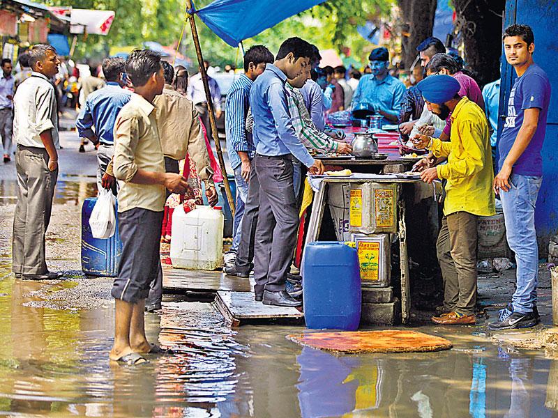 Blame your 'Delhi belly' on the dirty water Latest News Delhi Hindustan Times