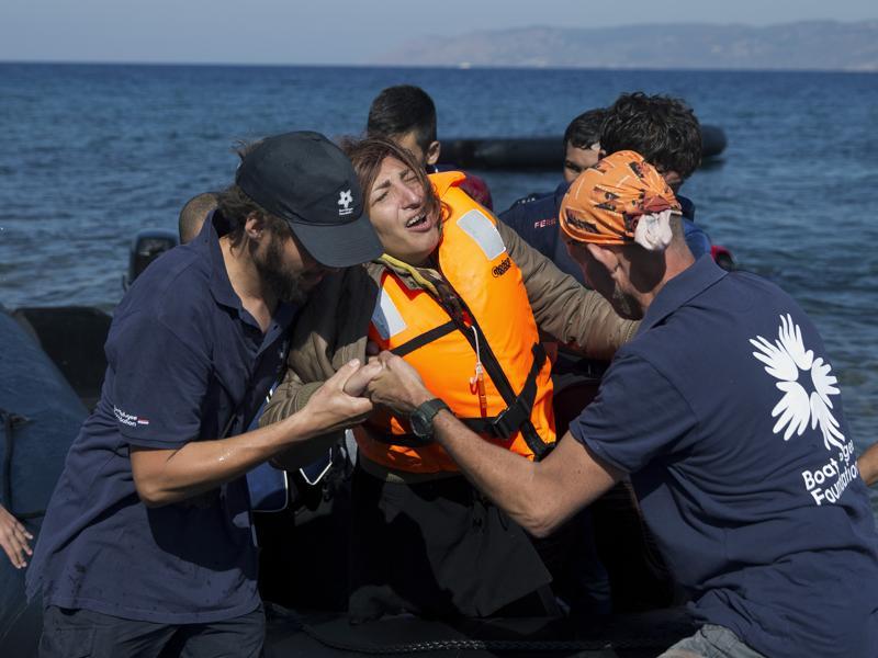 5-year-old Migrant Child Dies As Boat Sinks Off Greek Island | World ...