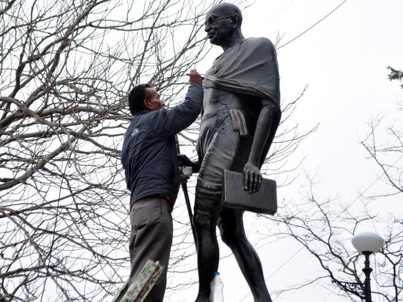 Lietuva mini Gandhi Jayanti su nauju memorialu Mahatmai |  Paskutinės Indijos naujienos