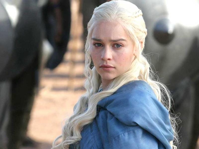 Game Of Thrones Emilia Clarke Voted Sexiest Woman Alive Hindustan Times