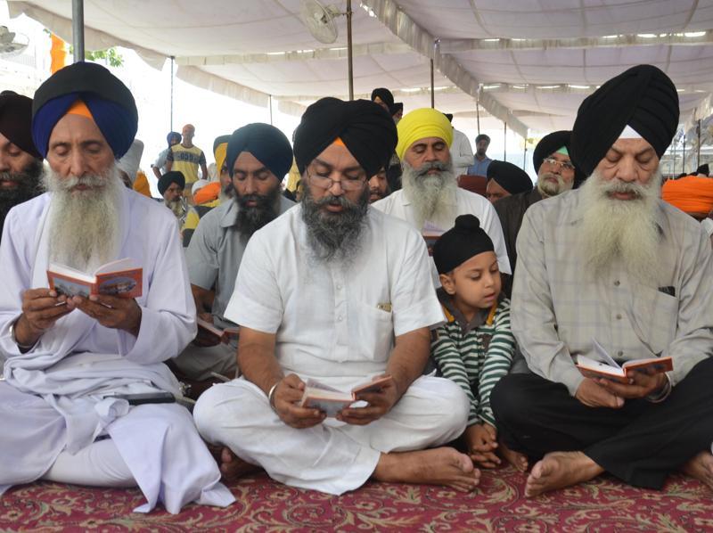 Sikh body blames jathedars for outrage over Dera Sacha Sauda ...