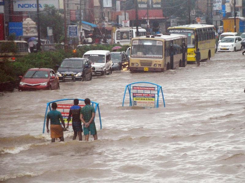 Companies pitch in to help flooded Chennai citizens | Latest News India ...