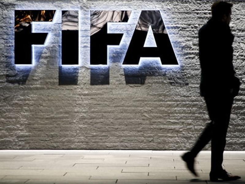 Fifa scandal deepens as US officials indict 16 for corruption ...