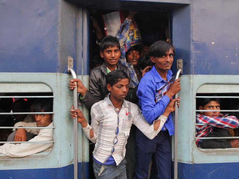 800px x 600px - Full train fare for children of 5-12 years of age from April 2016 | Latest  News India - Hindustan Times