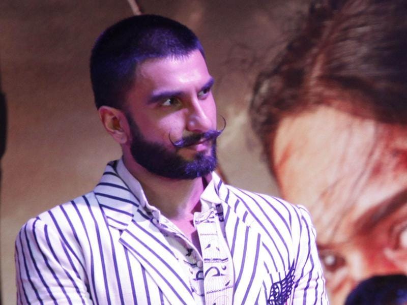 Ranveer Singh Casting Couch: Ranveer Singh opens up about his brush with  casting couch in early days, says he was called to a 'seedy place' - The  Economic Times