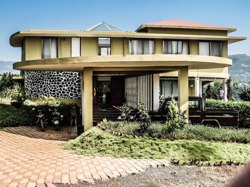 the-top-five-luxury-villas-near-mumbai-to-host-your-very-own-all