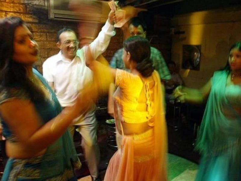 Mumbai Dance Bars To Reopen But Trafficking Of Women May Rise Latest 