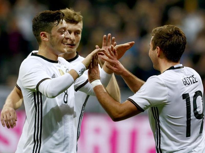 Germany win 4-1, defeat Italy for the first time in over 20 years ...