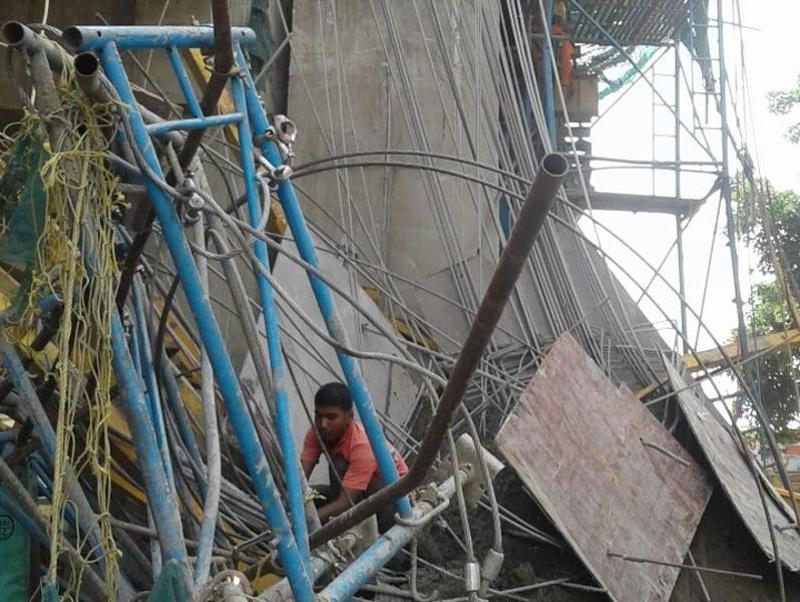 4 Injured After Metro Rail Project Shuttering Collapses In Lucknow Latest News India