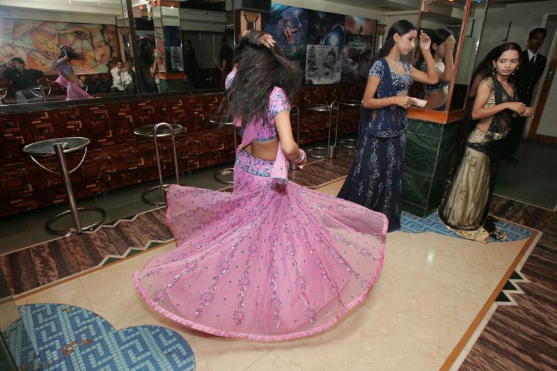 Why Mumbai’s Bar Dancers Are Apprehensive About A New Law Latest News