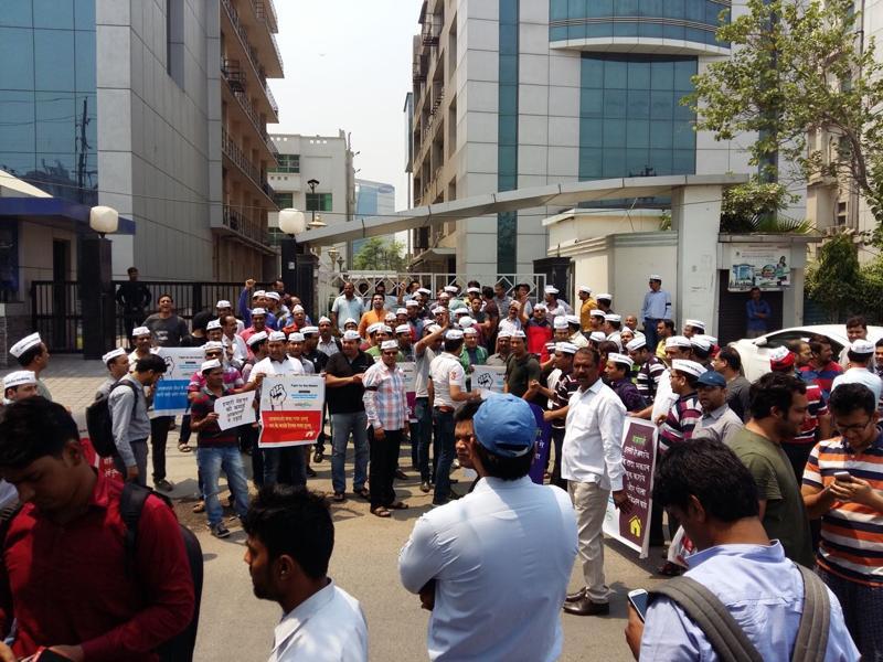 Homebuyers Of 2 Projects In Noida Protest Against Builders Over Delay ...