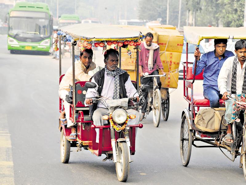 Modis Promise Of 1 000 E Rickshaws Stay On Paper In Gurgaon